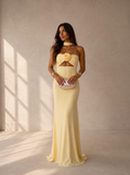 Vestido amarillo pastel con estampado floral