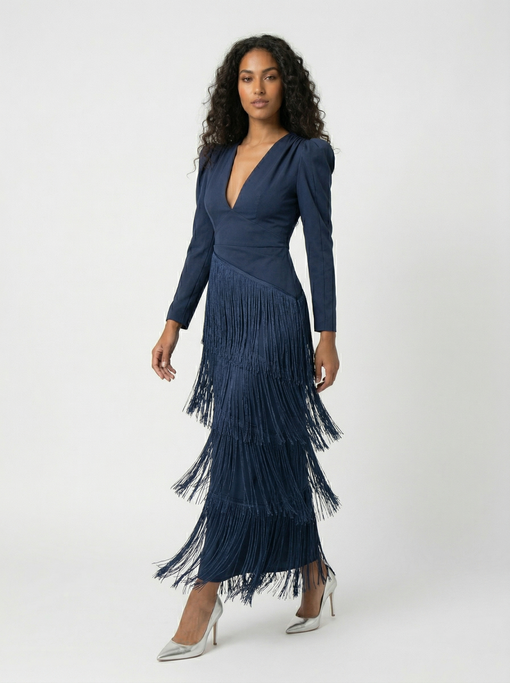Clara | Vestido elegante de flecos con mangas