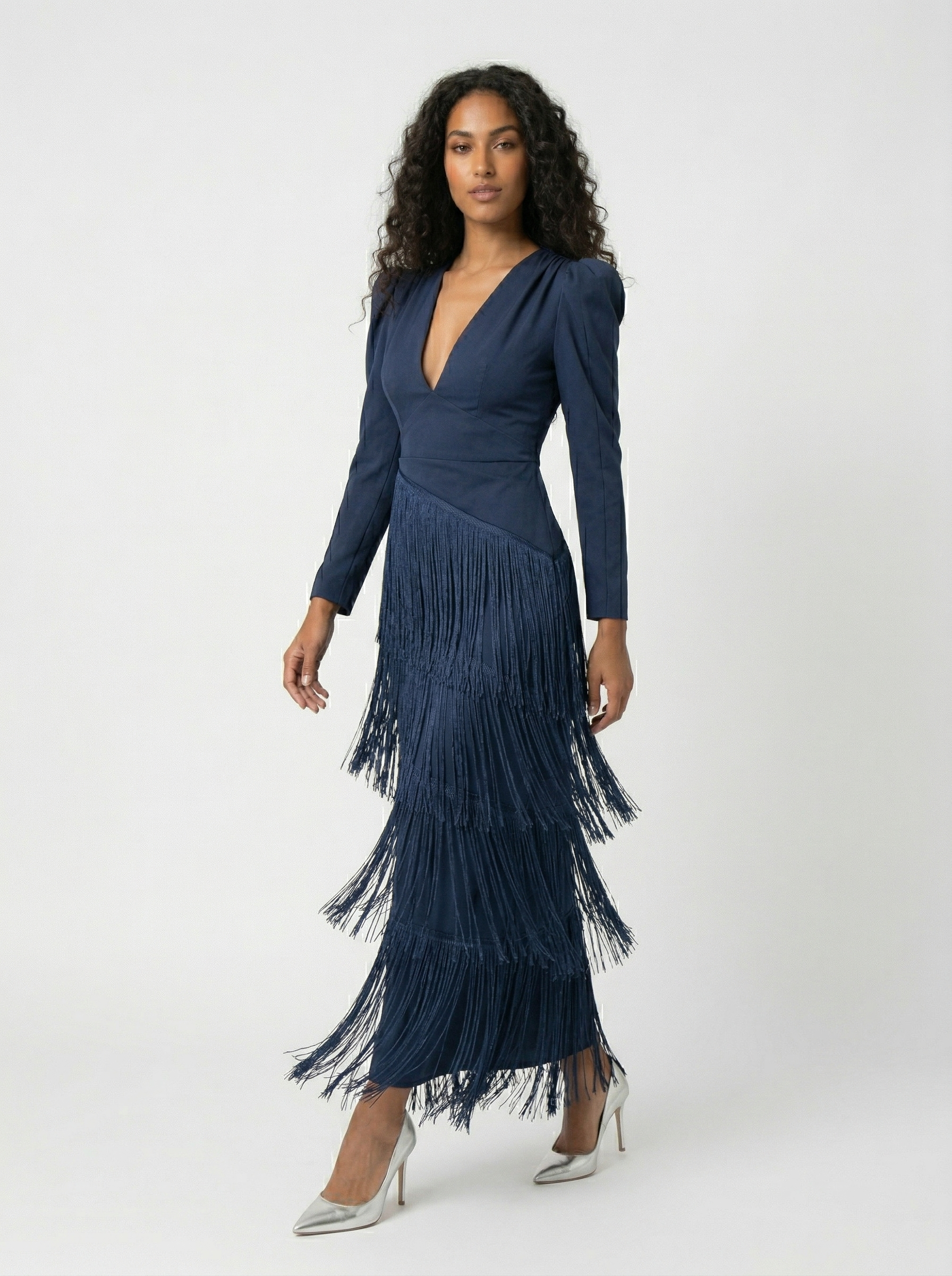 Clara | Vestido elegante de flecos con mangas