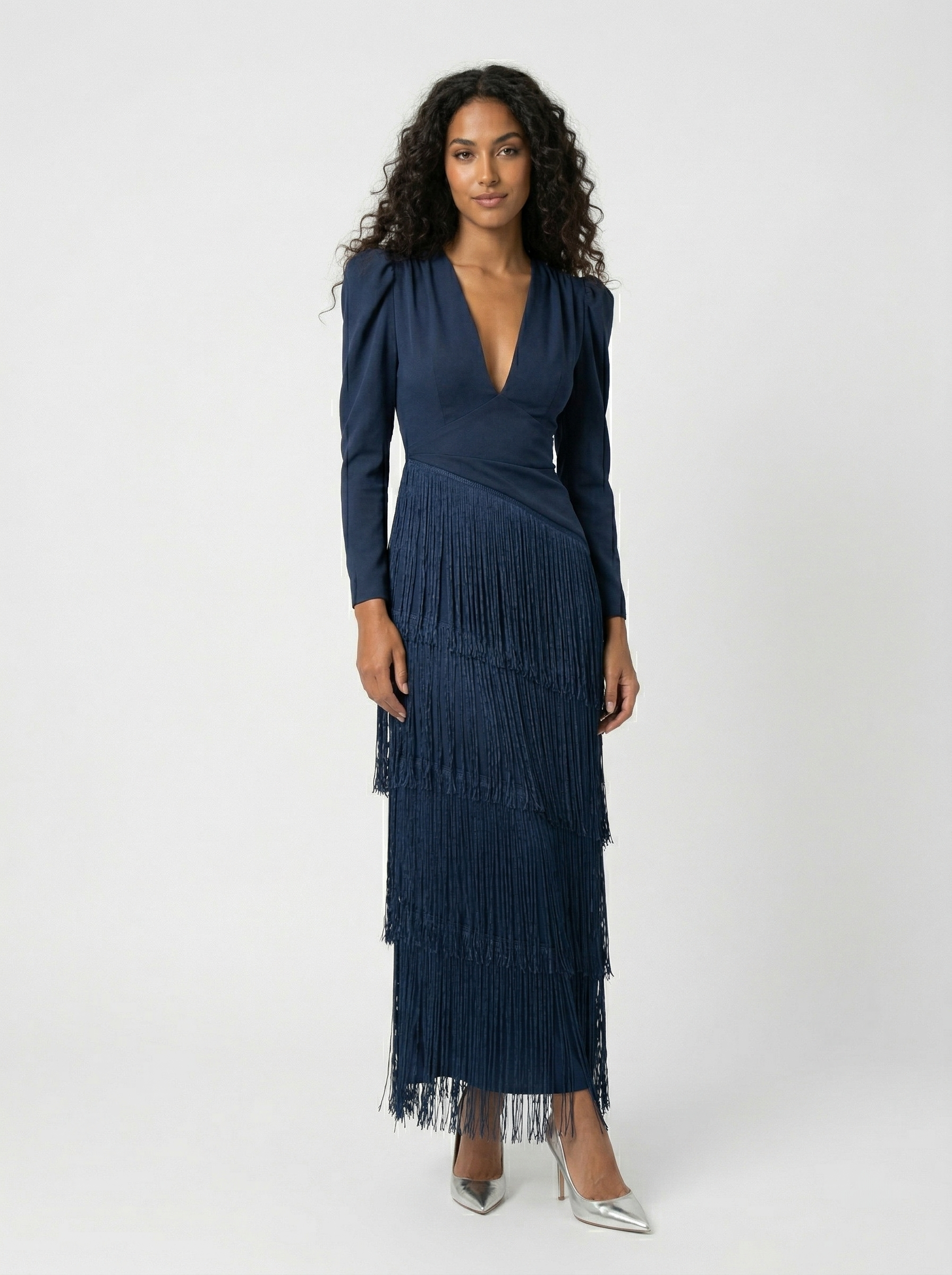 Clara | Vestido elegante de flecos con mangas