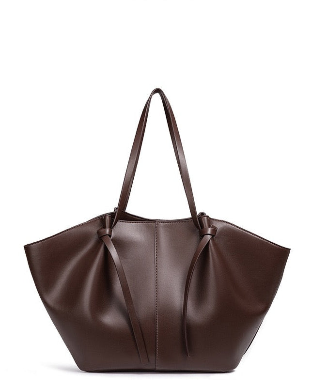 ARIA | Bolso Luxe Curve — El Complemento que lo Dice Todo