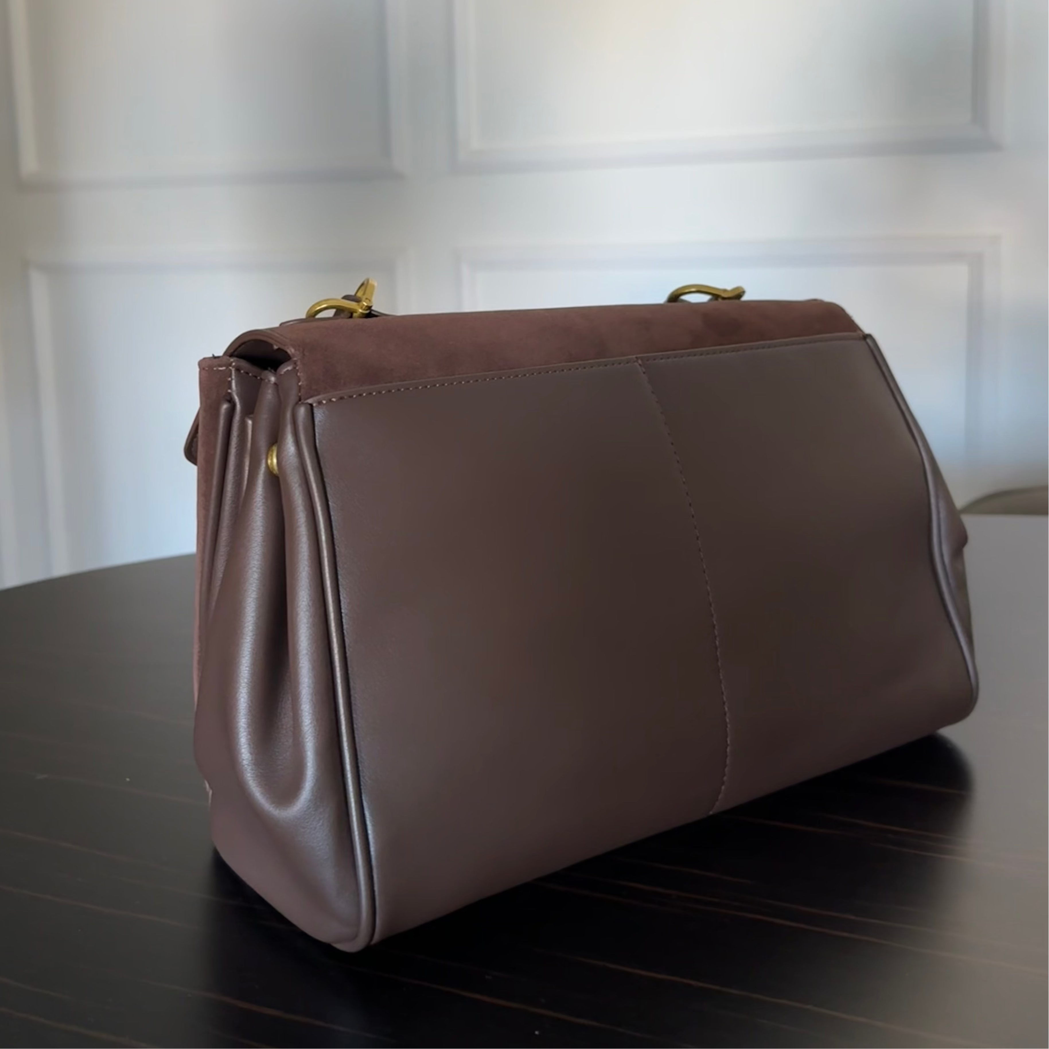 ARIA | Bolso Piel Genuina — El Lujo que se Toca