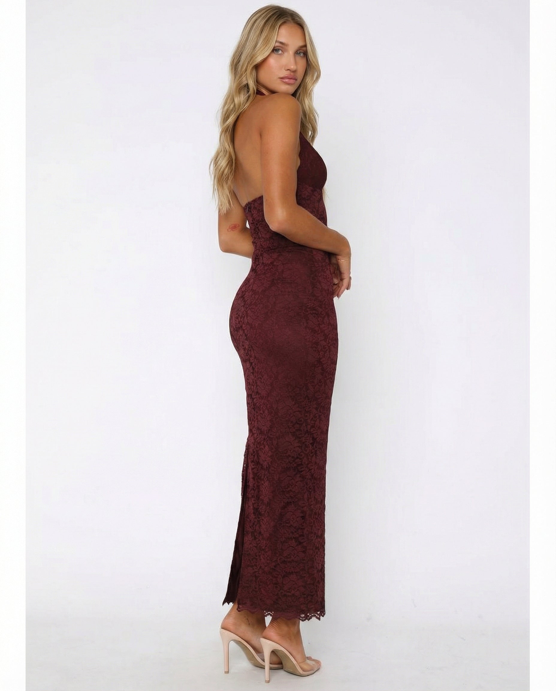 Vestido Maxi de Encaje con Espalda Abierta
